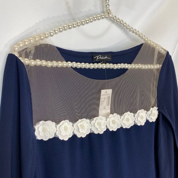 Prelude Soft & Elegant Navy Flower Lace Netting Embellished Top - Medium NWT - Picture 4 of 8